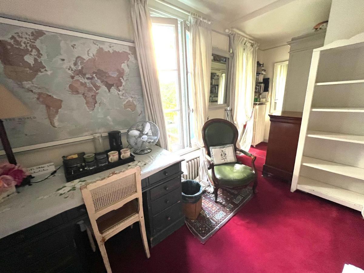 "Maison 1850 Paris 18" Chambre R Avec Terrasse Et Parking En Option Luaran gambar